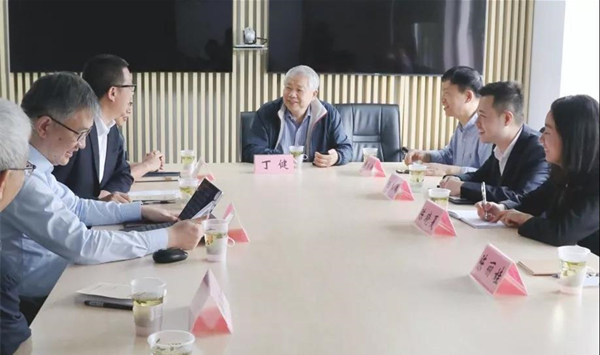 彩虹多多官网-追求健康,你我一起成长
